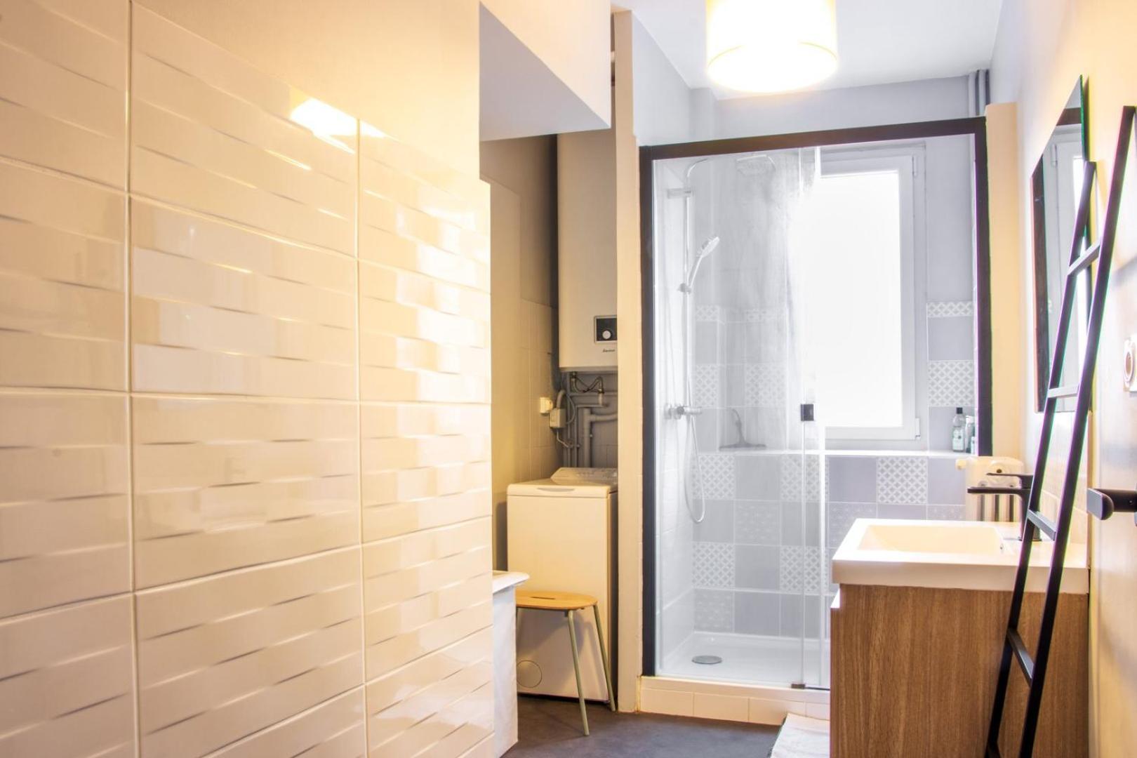 Le Boncenne - Large Bright T4 Downtown Apartment Poitiers Bagian luar foto