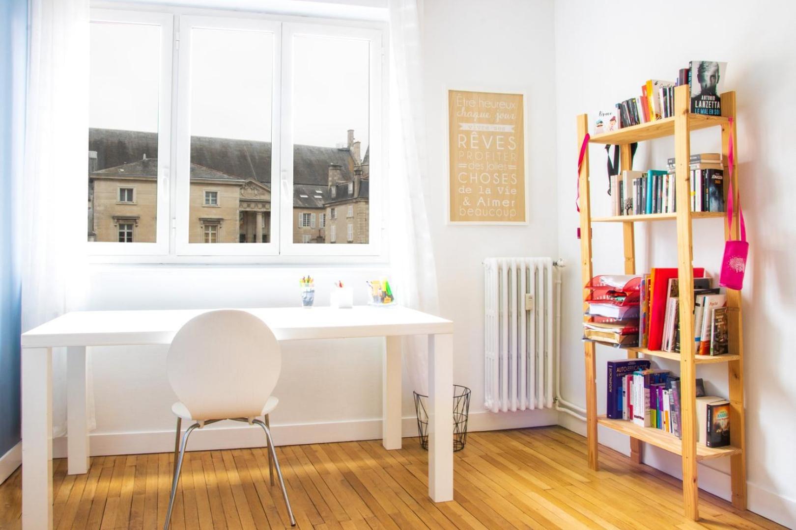Le Boncenne - Large Bright T4 Downtown Apartment Poitiers Bagian luar foto